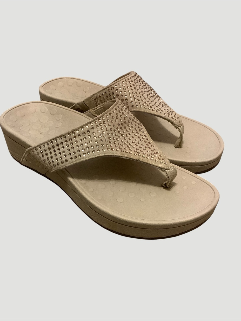 Vionic Naples Rhinestone Thong Sandals Beige Comfort Wedge Flip Flops Size 6